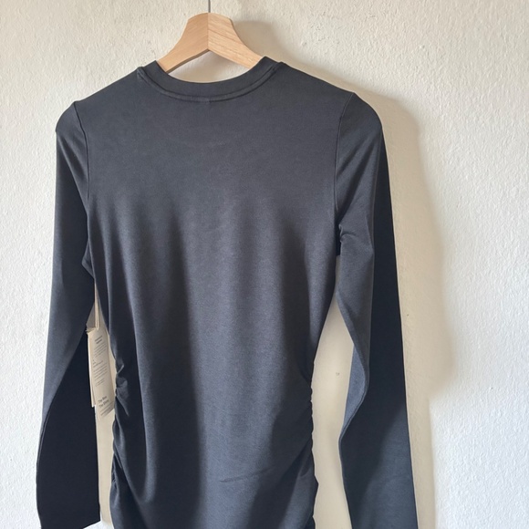 Vuori women’s long Sleeve Halo Essential Dress Black Heather Size M NWT - Picture 10 of 13